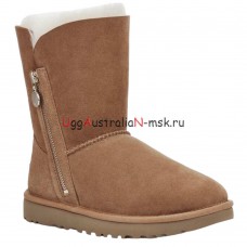 UGG BAILEY SHORT ZIP CHESTNUT