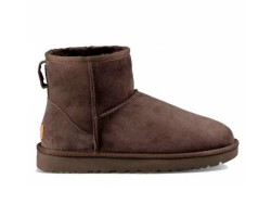 UGG MENS CLASSIC MINI CHOCOLATE