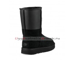 UGG CLASSIC SHORT RUBBER BOOT BLACK