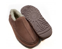 UGG STITCH SLIP ON CHOCOLATE