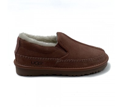 UGG STITCH SLIP ON CHOCOLATE