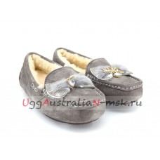 UGG DAKOTA ARROWS & HEART GREY 