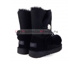 UGG BAILEY BUTTON POM BLACK 