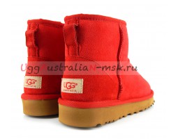 UGG CLASSIC ii MINI RED