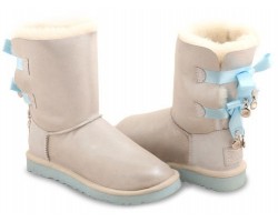 UGG BAILEY BOW BLING I DO