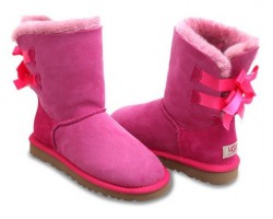 UGG BAILEY BOW DARK PINK