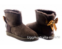 UGG BAILEY BOW MEDALLION CHOCOLATE