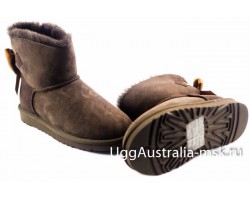 UGG BAILEY BOW MEDALLION CHOCOLATE