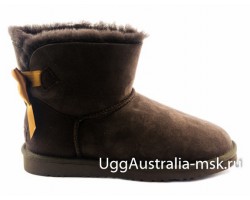 UGG BAILEY BOW MEDALLION CHOCOLATE