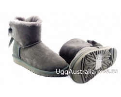 UGG BAILEY BOW MEDALLION GREY