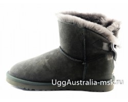 UGG BAILEY BOW MEDALLION GREY