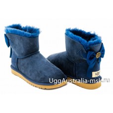 UGG BAILEY BOW MEDALLION NAVY