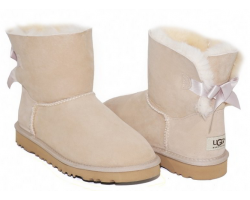 UGG BAILEY BOW MINI SAND