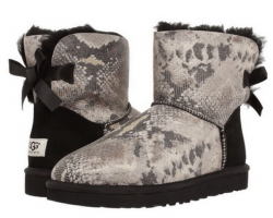 UGG BAILEY BOW MINI SNAKE BLACK