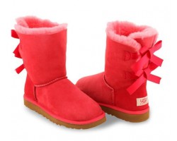 UGG BAILEY BOW RED