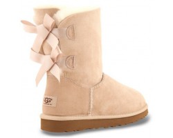 UGG BAILEY BOW SAND