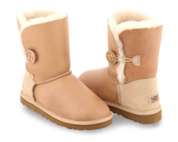 UGG BAILEY BUTTON METALLIC SAND