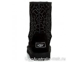 UGG CLASSIC SHORT CONSTELLATION BLACK