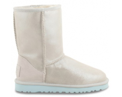 UGG CLASSIC SHORT I DO