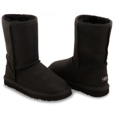 UGG CLASSIC SHORT LEATHER BLACK