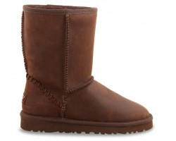 UGG CLASSIC SHORT LEATHER CHOCOLATE