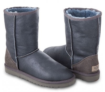 UGG CLASSIC SHORT METALLIC GREY