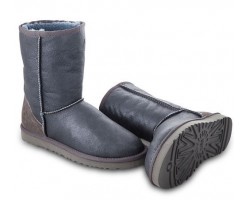 UGG CLASSIC SHORT METALLIC GREY