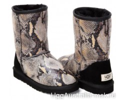 UGG CLASSIC SHORT SNAKE BLACK