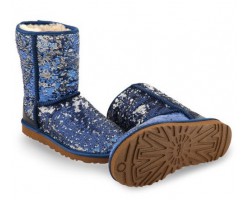 UGG CLASSIC SHORT SPARKLES NAVY