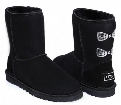 UGG CLASSIC SHORT CRYSTAL BOW BLACK