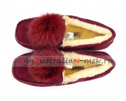 UGG DAKOTA POM POM VINO