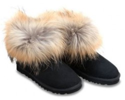 UGG FOX FUR BLACK