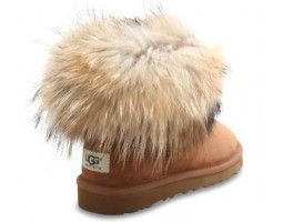 UGG FOX FUR CHESTNUT