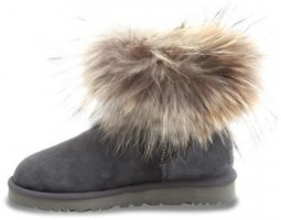 UGG FOX FUR GREY