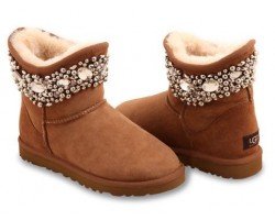 UGG & JIMMY CHOO CRYSTALS CHESTNUT