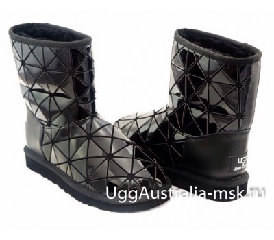 UGG JIMMY CHOO & ISSEY MIYAKE BLACK