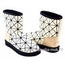 UGG JIMMY CHOO & ISSEY MIYAKE WHITE