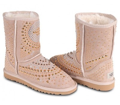 UGG & JIMMY CHOO MANDAH SAND