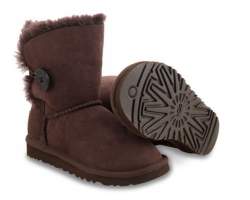 UGG KIDS BAILEY BUTTON CHOCOLATE