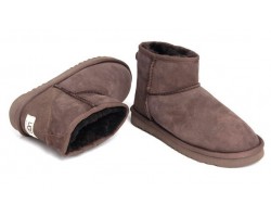 UGG MENS CLASSIC MINI CHOCOLATE