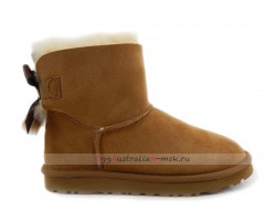 UGG MINI BAILEY BOW FUR BRUSH BOOT CHESTNUT