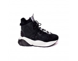 UGG CHEYENNE BLACK