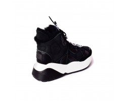 UGG CHEYENNE BLACK