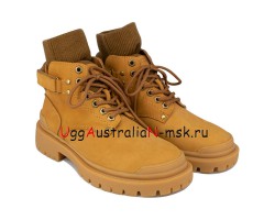 UGG MARTIN BOOTS CHESTNUT