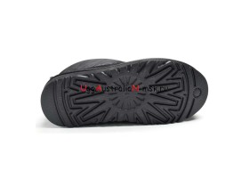 UGG WOMEN'S NEUMEL LTA BLACK