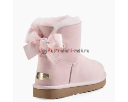 UGG CUSTOMIZABLE BAILEY BOW MINI BOOT PINK