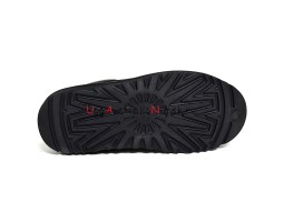 UGG ALASKA BOOTS BLACK