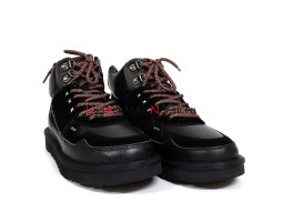 UGG ALASKA BOOTS BLACK