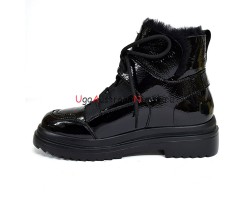 UGG MARTIN PATENT BLACK