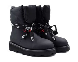 UGG MOON BOOT WOMENS BLACK